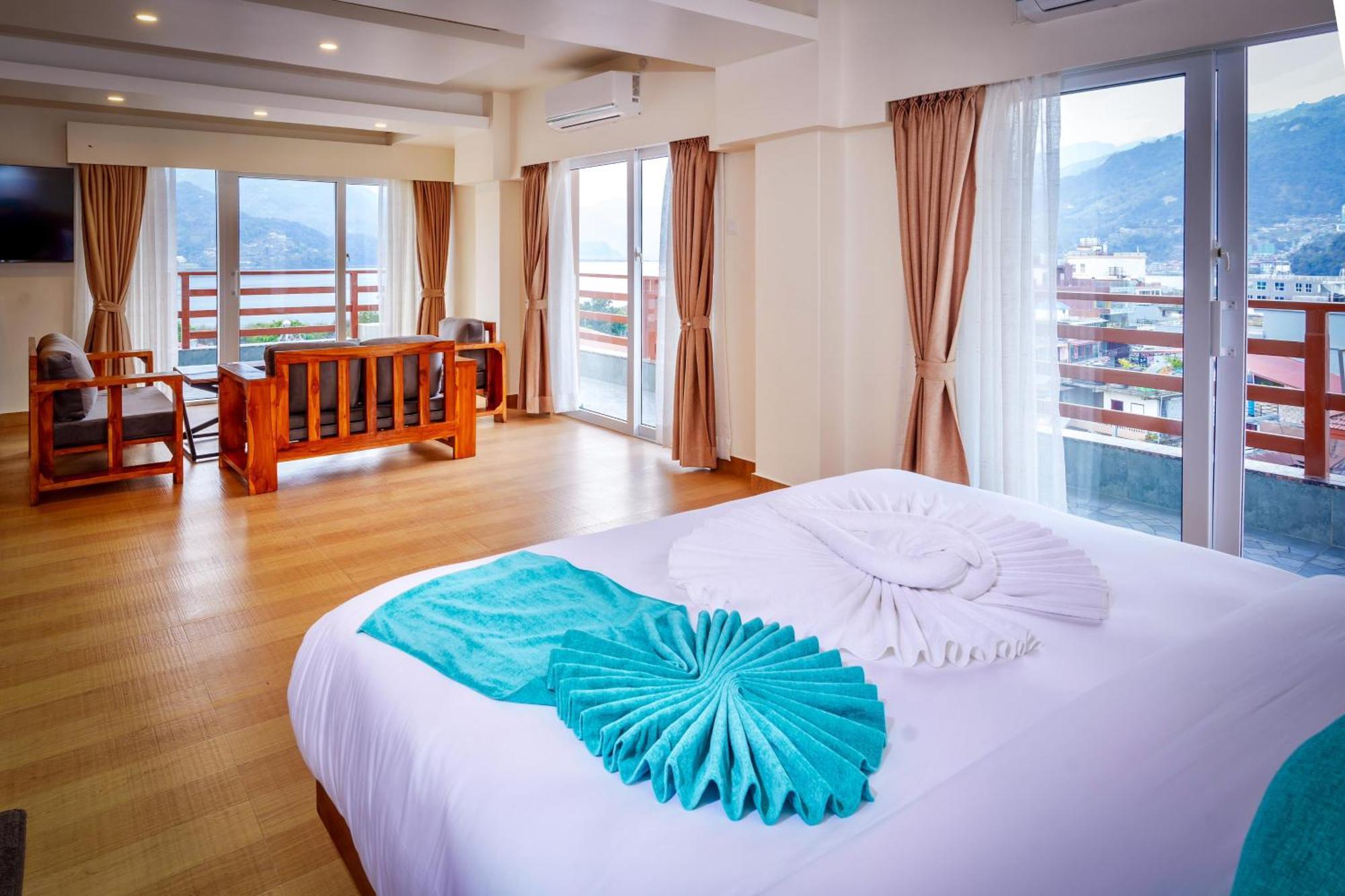 Pokhara Alpine And Springs Hotel Екстериор снимка