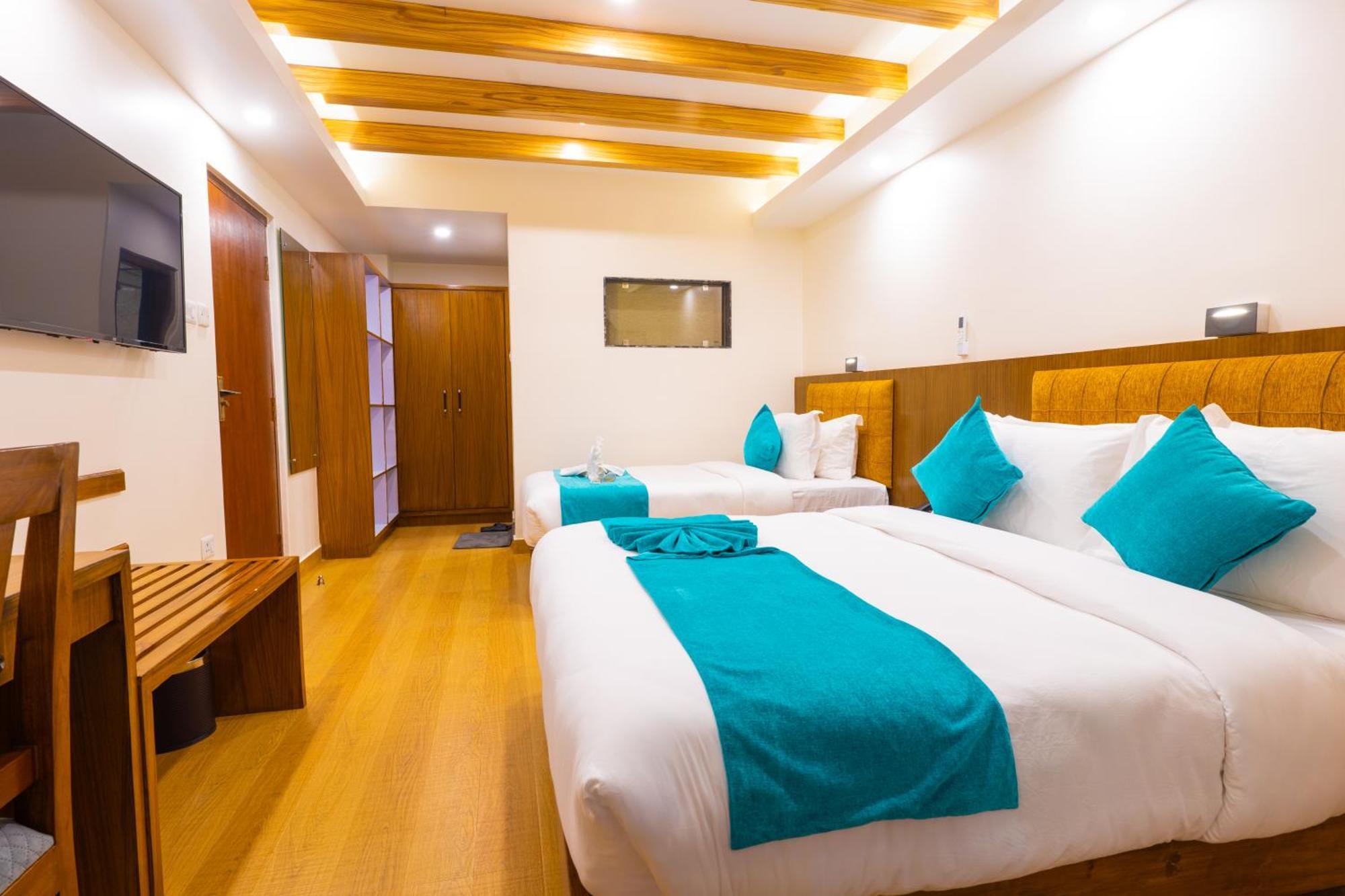 Pokhara Alpine And Springs Hotel Екстериор снимка