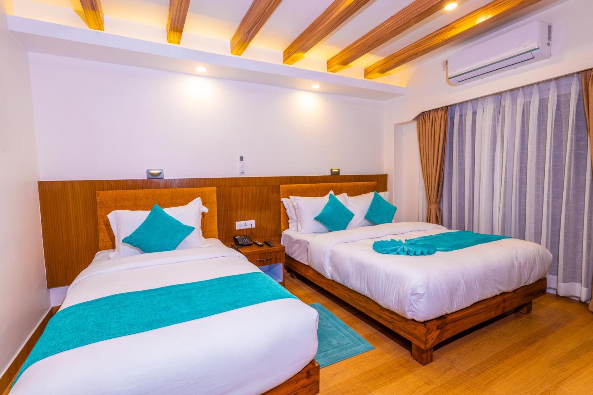 Pokhara Alpine And Springs Hotel Екстериор снимка