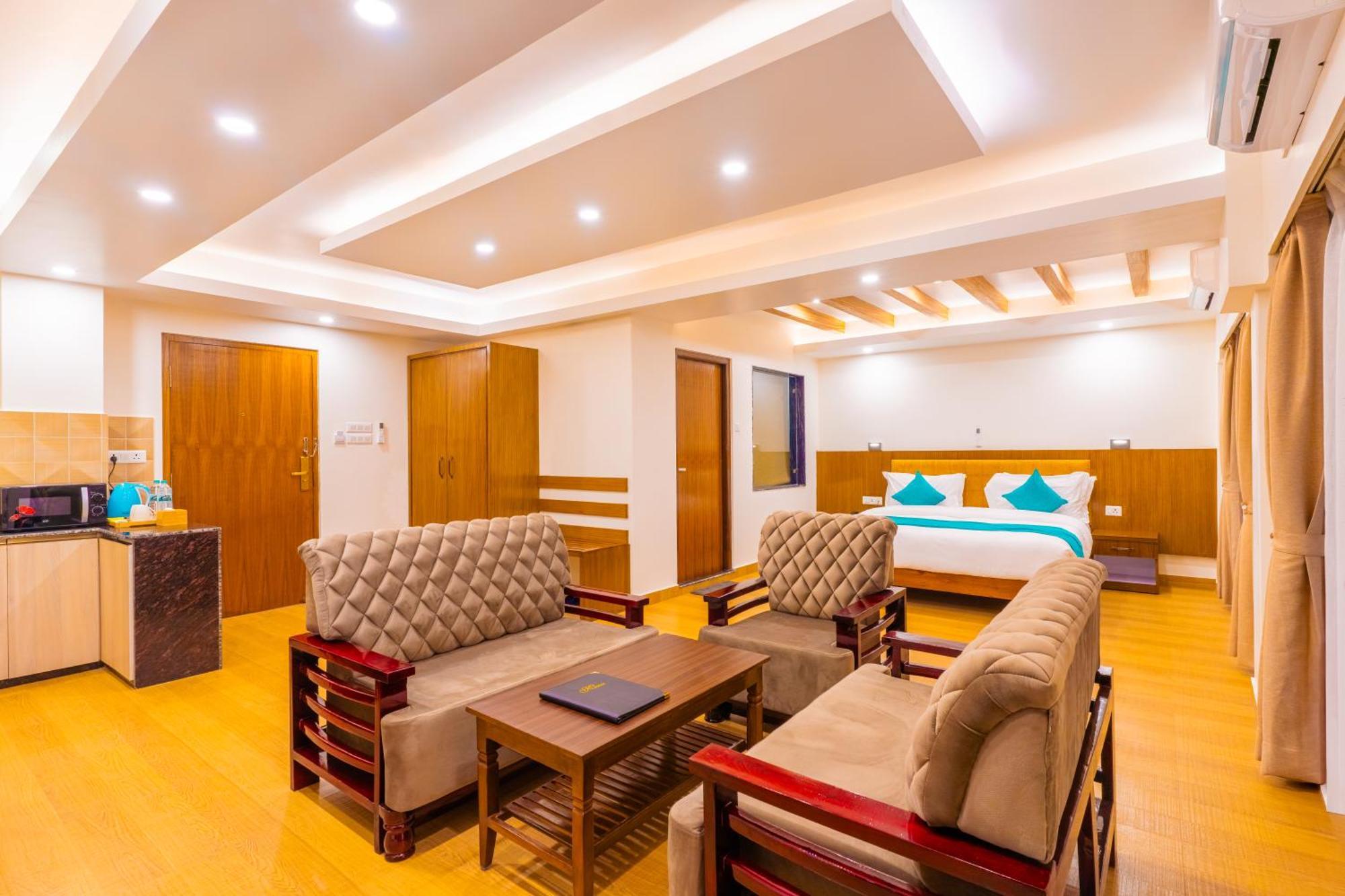 Pokhara Alpine And Springs Hotel Екстериор снимка